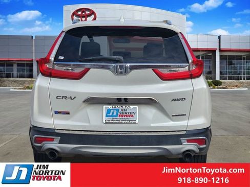 Used 2019 Honda CR-V Touring image 6