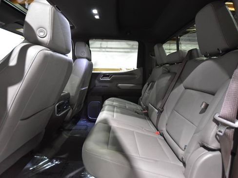 Used 2022 Chevrolet Silverado 1500 LTZ w/ LTZ Premium Package AWD/4WD image 47