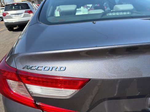 Used 2018 Honda Accord EX-L image 8