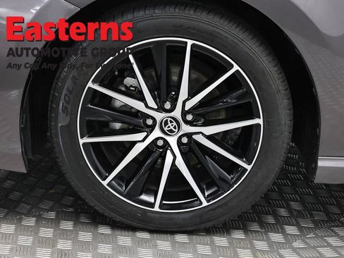Used 2023 Toyota Camry SE FWD image 31