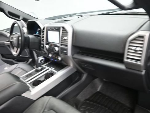 Used 2019 Ford F150 Platinum w/ Equipment Group 701A Luxury AWD/4WD image 28