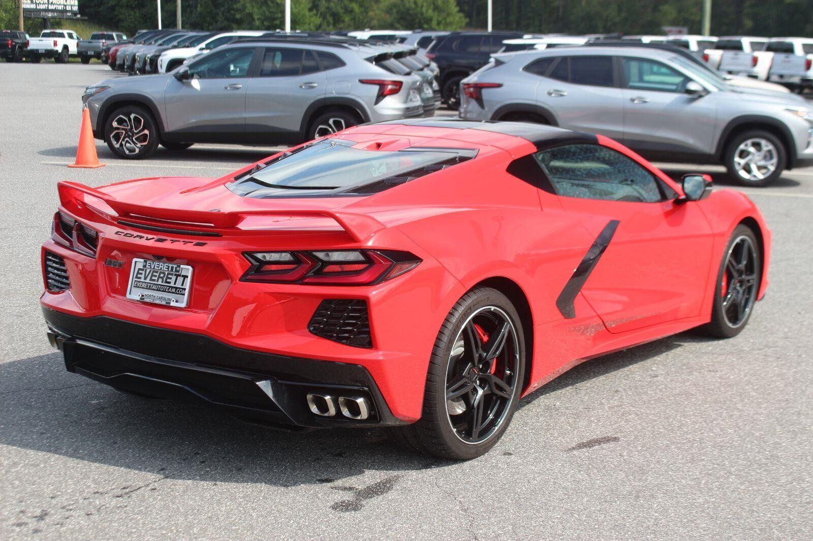 Used 2022 Chevrolet Corvette Stingray Premium Cpe w/ Z51 Performance Package RWD image 54