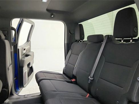 Used 2023 Chevrolet Silverado 1500 LT w/ Z71 Off-Road Package image 31