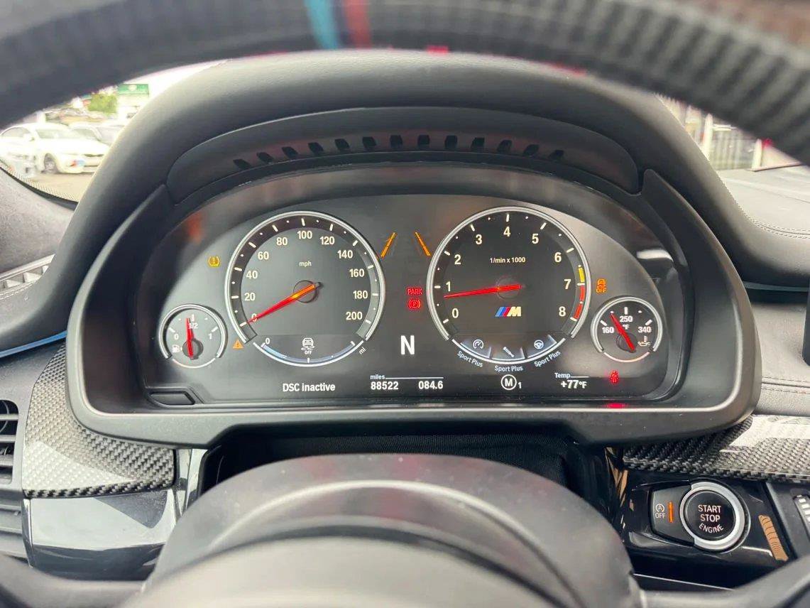 Used 2018 BMW X5 M AWD/4WD image 15