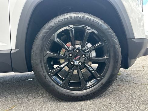 Used 2026 GMC Terrain Elevation w/ Elevation Premium Package FWD image 13