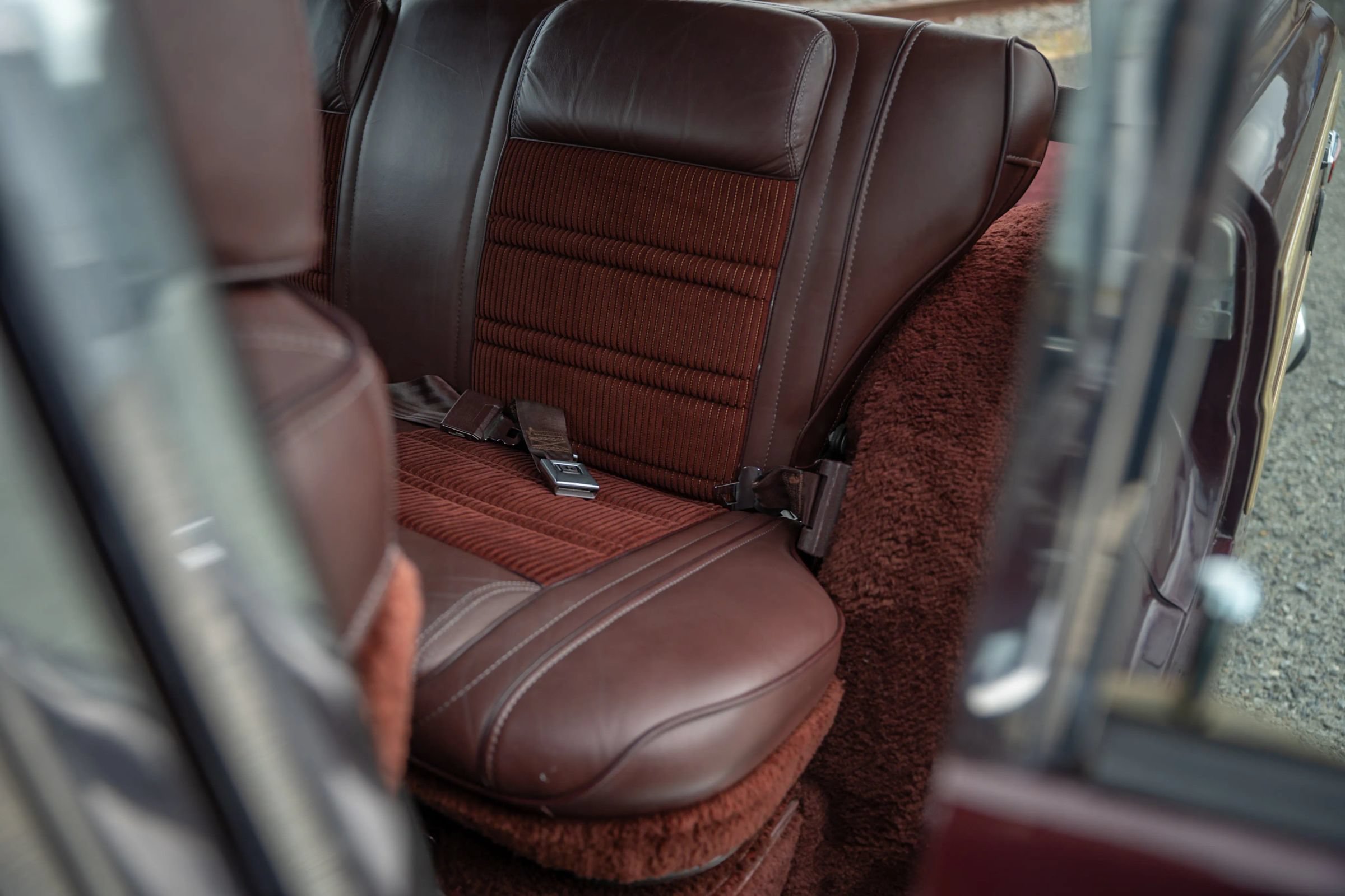Used 1987 Jeep Grand Wagoneer AWD/4WD image 71