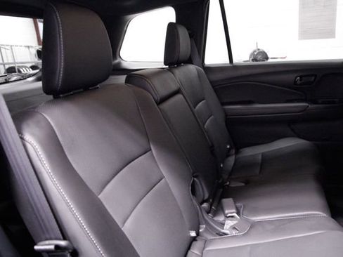 Certified 2023 Honda Passport EX-L image 18