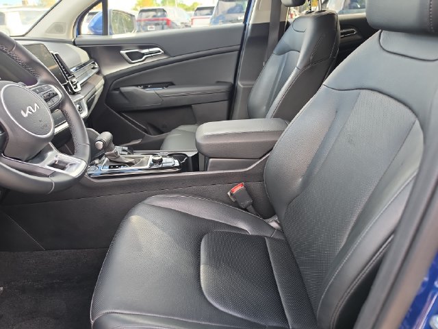 Certified 2025 Kia Sportage EX FWD image 14