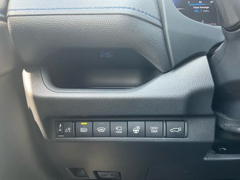 Used 2025 Toyota RAV4 XSE w/ Advanced Technology Package AWD/4WD image 16