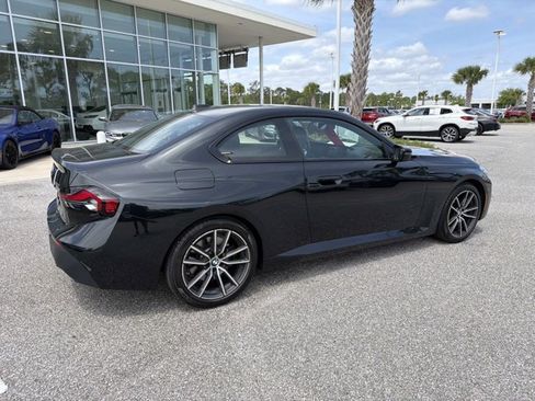 Used 2025 BMW 230i Coupe RWD image 2