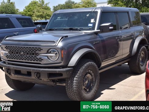 Used 2025 Ford Bronco Badlands AWD/4WD image 1