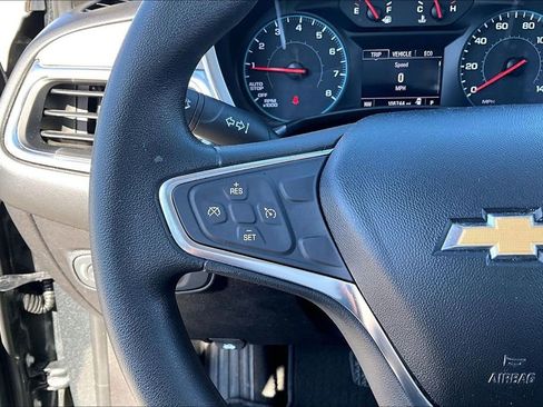 Used 2018 Chevrolet Equinox LS image 11