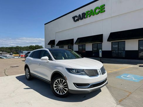 Used 2016 Lincoln MKX Select w/ Select Plus Package AWD/4WD image 1
