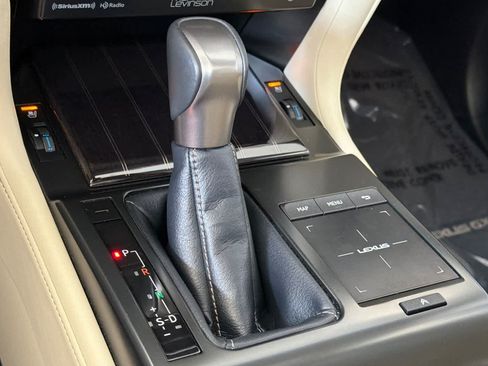 Certified 2023 Lexus GX 460 Luxury w/ Off Road Package AWD/4WD image 24