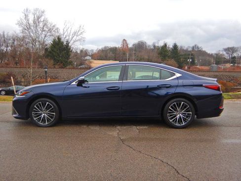 Used 2023 Lexus ES 350 w/ Premium Package image 10