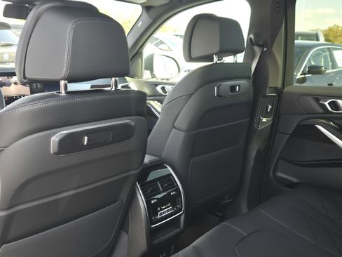 New 2026 BMW X5 xDrive40i w/ Climate Comfort Package image 36