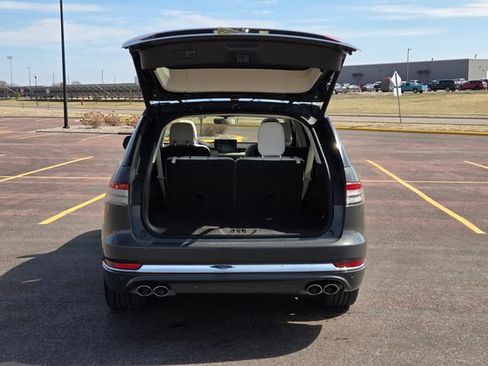 Used 2020 Lincoln Aviator Black Label w/ Dynamic Handling Package image 61