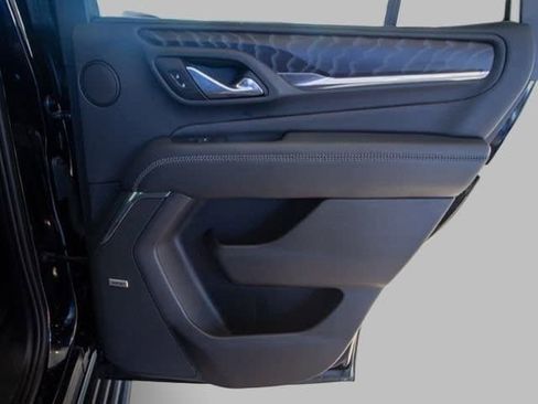 Certified 2023 GMC Yukon Denali image 15