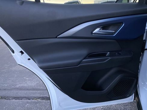 New 2026 Chevrolet Equinox EV LT FWD image 34