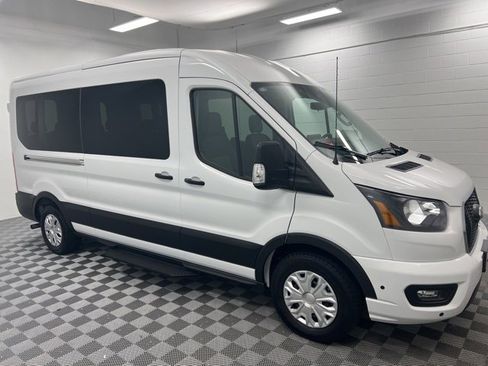 Used 2024 Ford Transit 350 XLT image 4