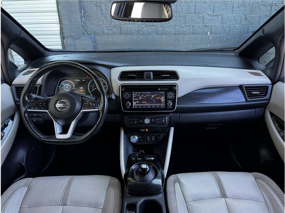 Used 2018 Nissan Leaf SL w/ SL Technology Package FWD image 18