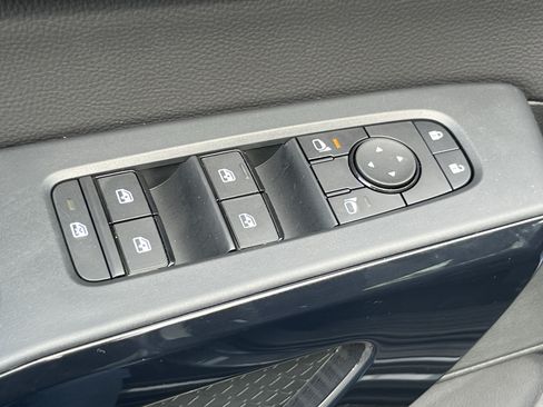 New 2026 Nissan Pathfinder SV AWD/4WD image 32