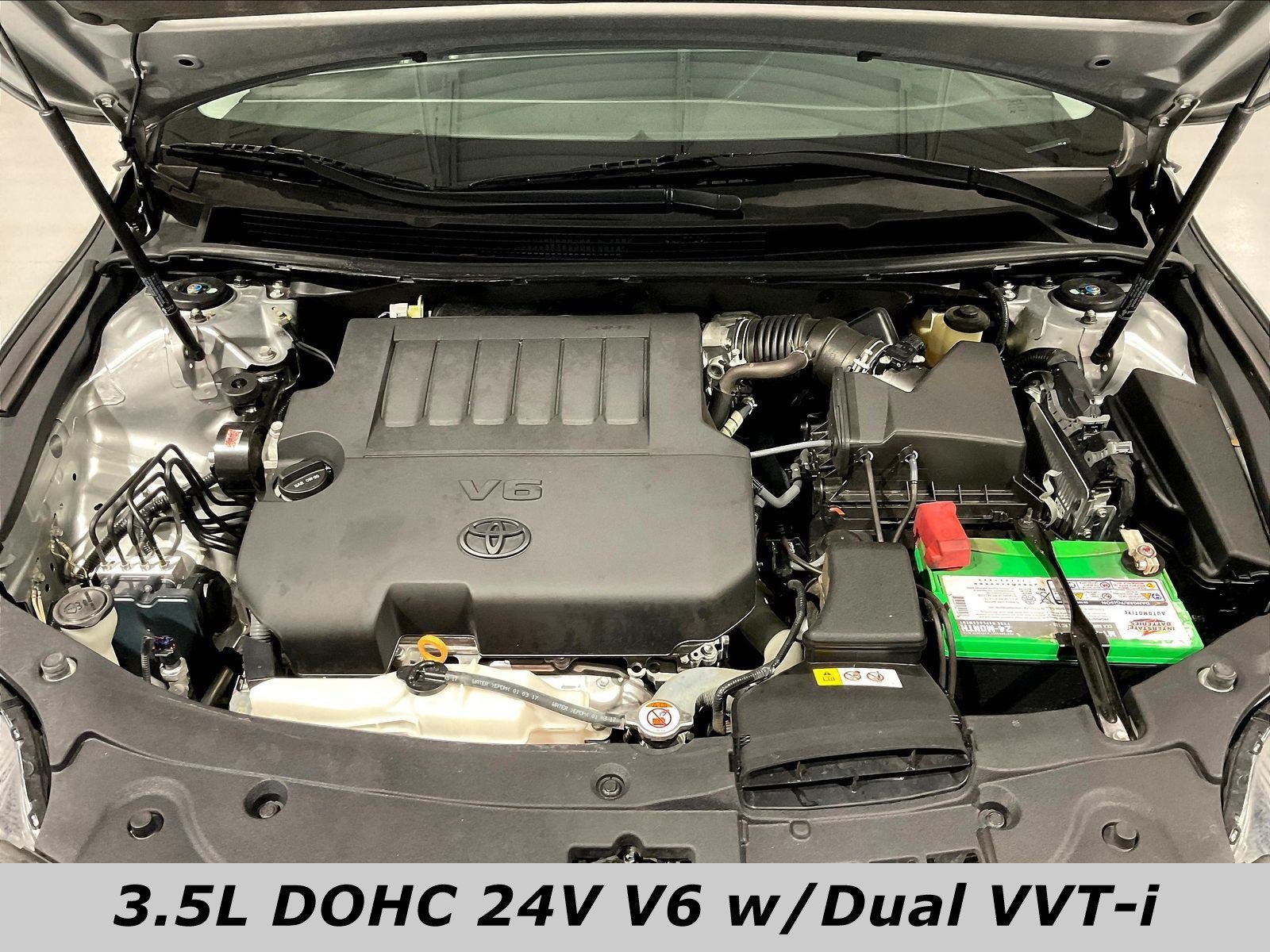 Used 2018 Toyota Avalon Touring FWD image 29