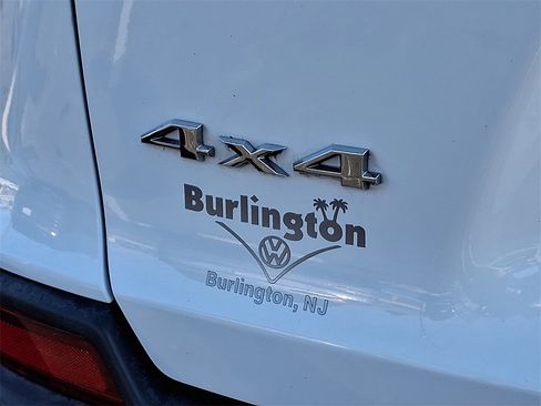 Used 2020 Jeep Cherokee Latitude Plus w/ Cold Weather Group image 31