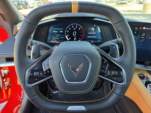 Used 2025 Chevrolet Corvette Z06 RWD image 12