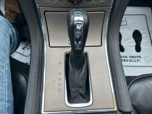 Used 2014 Lincoln MKX AWD w/ Equipment Group 101A image 29