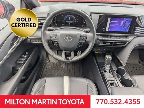 Certified 2025 Toyota Camry SE FWD image 15