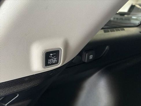 Certified 2023 Jeep Grand Cherokee Laredo w/ Luxury Tech Group I AWD/4WD image 25