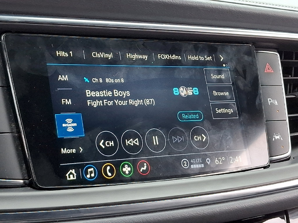 Used 2024 Buick Enclave Essence w/ Sport Touring Edition FWD image 16