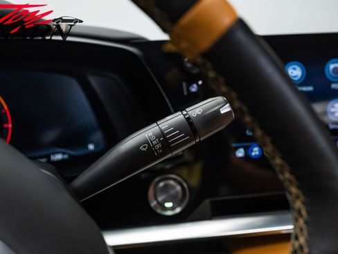 Used 2023 Chevrolet Corvette Stingray Preferred Conv w/ Z51 Performance Package RWD image 44