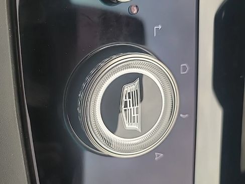Used 2025 Cadillac Escalade IQ Luxury 2 AWD/4WD image 25