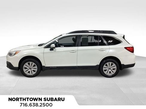 Used 2015 Subaru Outback 2.5i Premium image 9