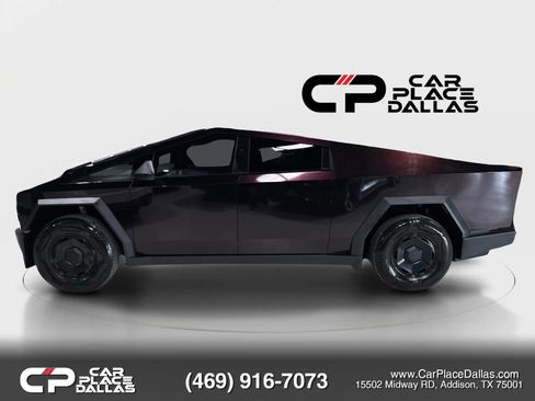 Used 2025 Tesla Cybertruck 2WD Crew Cab image 5