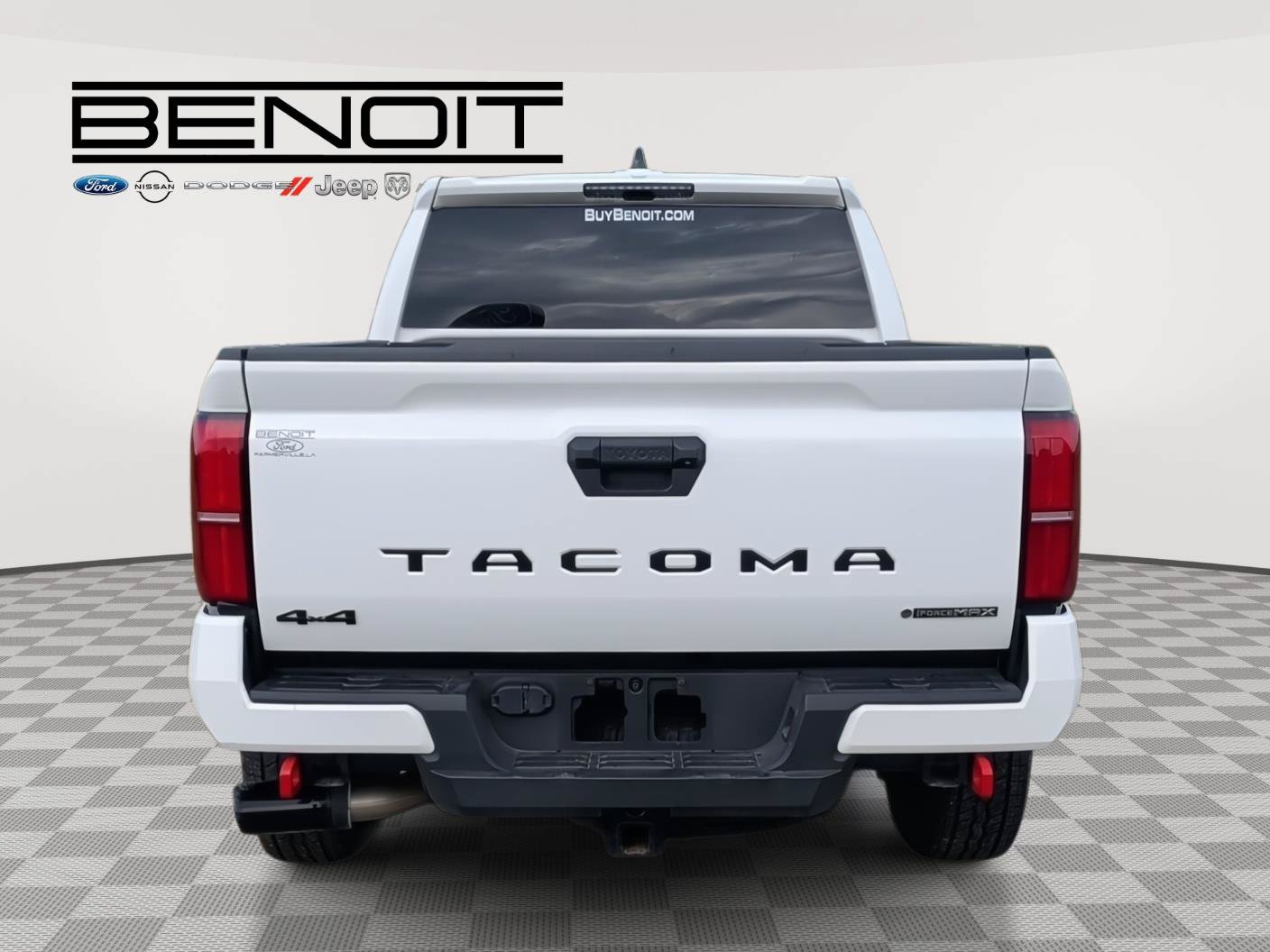 Used 2024 Toyota Tacoma TRD Off-Road AWD/4WD image 6