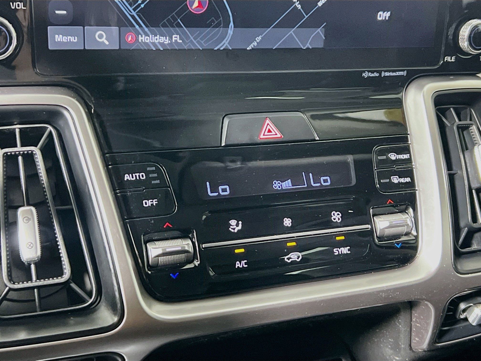 Used 2023 Kia Sorento S FWD image 26