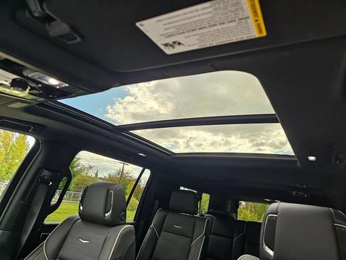 New 2026 Cadillac Escalade ESV Sport AWD/4WD image 24