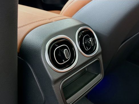 New 2026 Mercedes-Benz C 300 Sedan image 28
