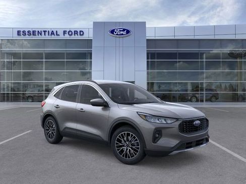 New 2025 Ford Escape SE FWD image 7
