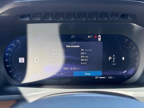 Certified 2025 Volvo XC90 B6 Plus AWD/4WD image 21