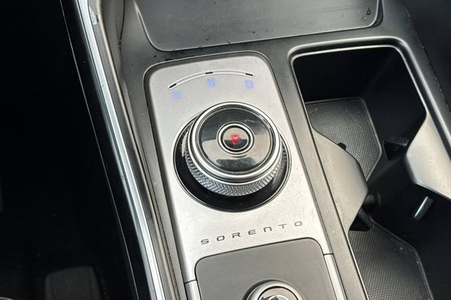 Certified 2023 Kia Sorento EX FWD image 30