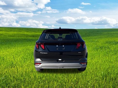Used 2026 Hyundai Tucson SE image 9