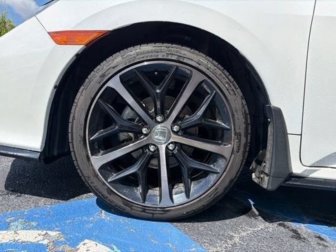 Used 2021 Honda Civic Sport image 12