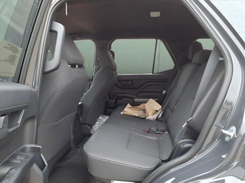 New 2025 Toyota 4Runner SR5 image 10