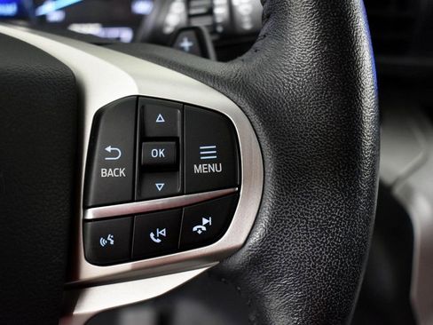 Used 2020 Ford Explorer XLT w/ Equipment Group 202A image 38