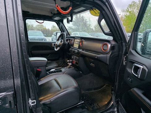 Used 2021 Jeep Gladiator Mojave AWD/4WD image 12