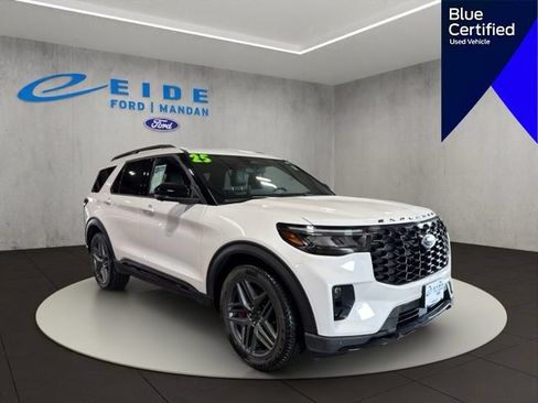 Certified 2025 Ford Explorer ST AWD/4WD image 1